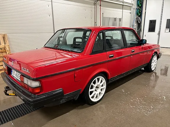 Volvo 240 1989 photo 4