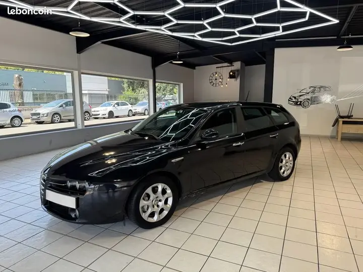 Alfa Romeo 159