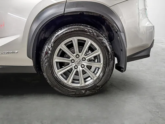 Lexus Nx300H 2015 photo 3