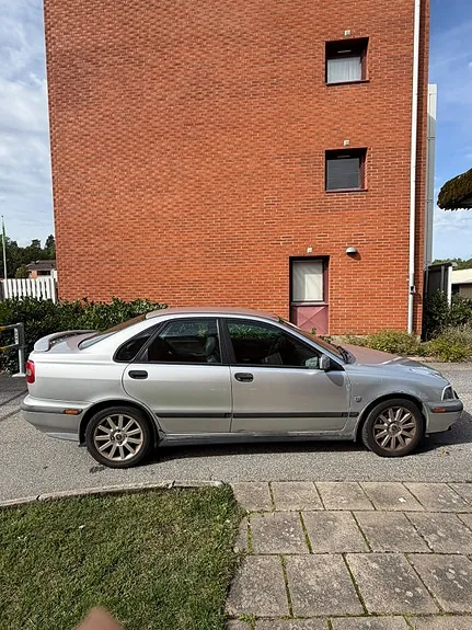 Volvo S40 2000 photo 4