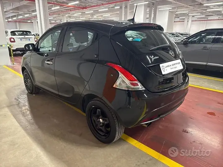 Lancia Ypsilon 2022 photo 3