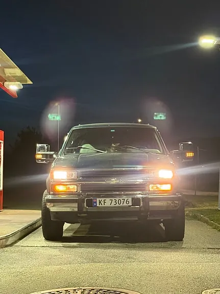 Chevrolet Suburban 1996 photo 4
