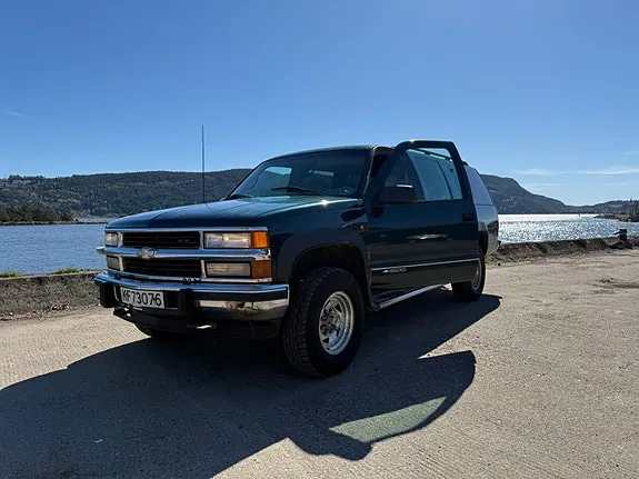 Chevrolet Suburban 1996 photo 3