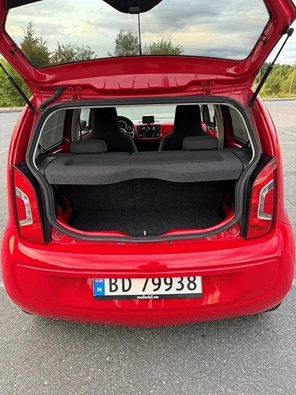 Volkswagen Up 2013 photo 4