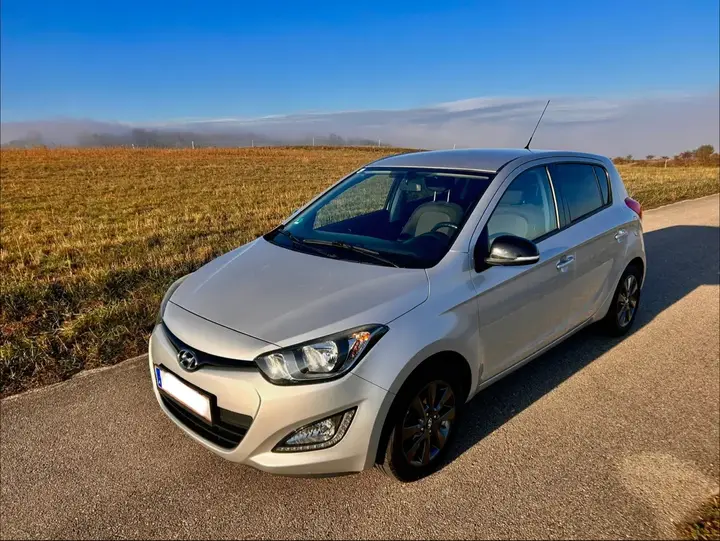 Hyundai I20