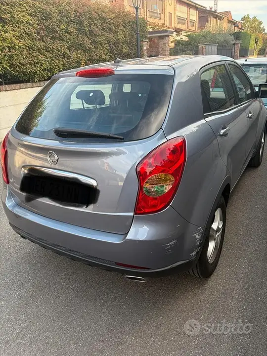 KG Mobility Korando 2012 photo 3