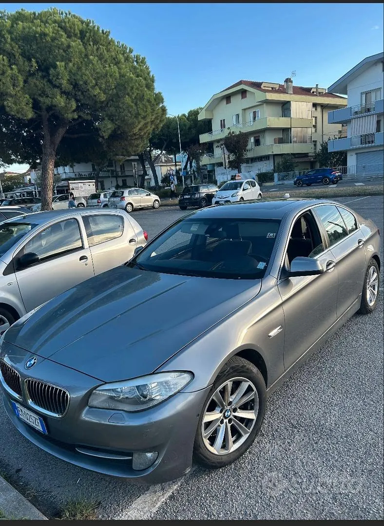 BMW 525 2012 photo 2