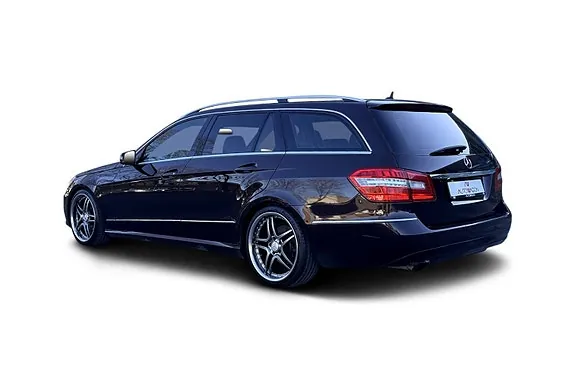 Mercedes-Benz E220 2010 photo 3