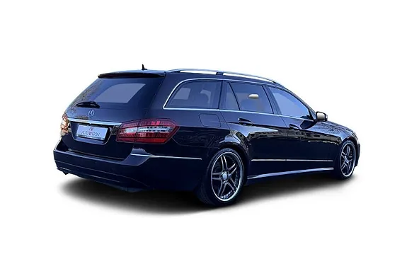 Mercedes-Benz E220 2010 photo 4