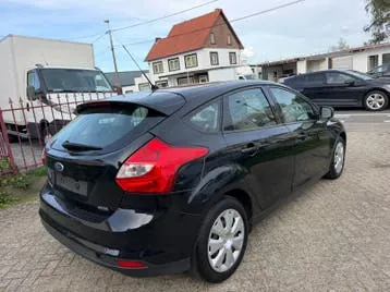 Ford Focus 2012 photo 3