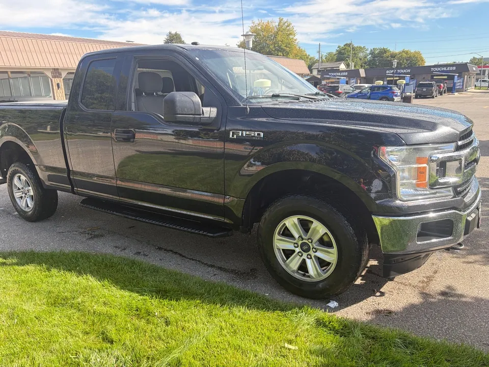 Ford F-150 2015 photo 2