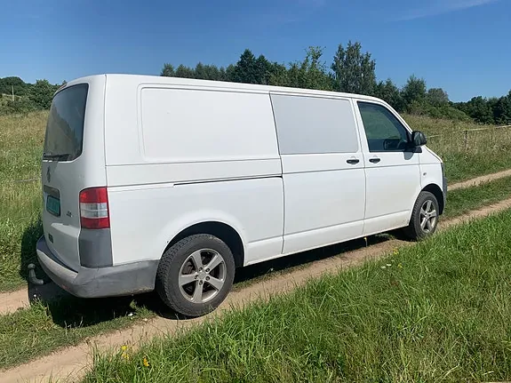 Volkswagen Transporter 2012 photo 2