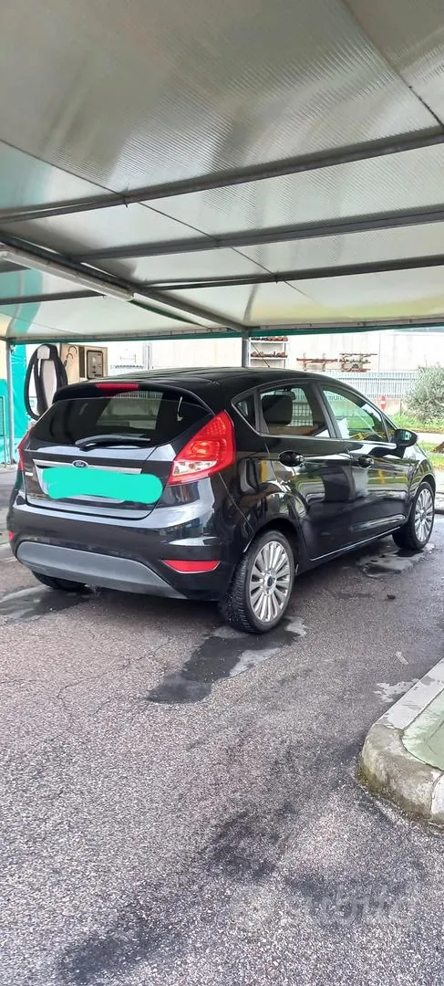 Ford Fiesta 2009 photo 2