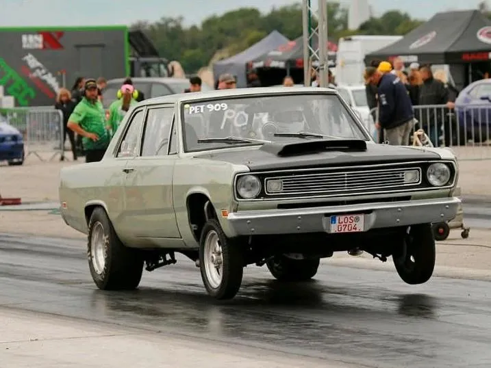 Plymouth Valiant