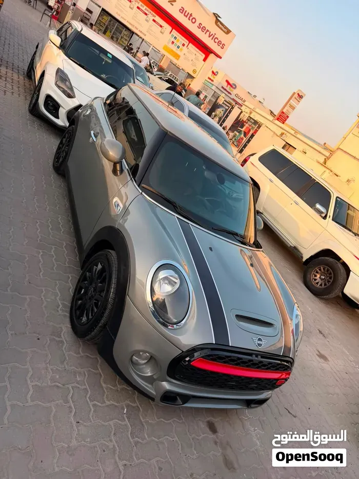 Mini Cooper S 2019 photo 5