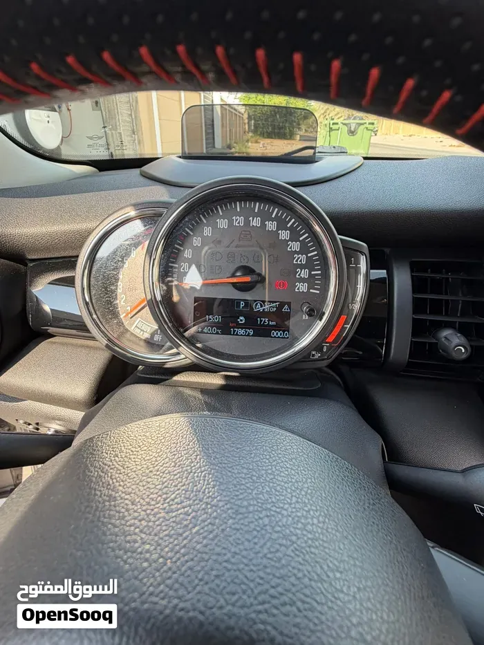 Mini Cooper S 2019 photo 4