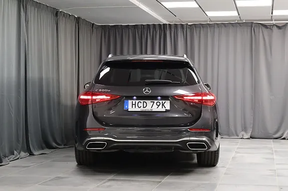 Mercedes-Benz C300 E 2024 photo 4