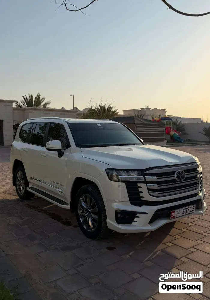 Toyota Land Cruiser Gxr 2025 photo 4
