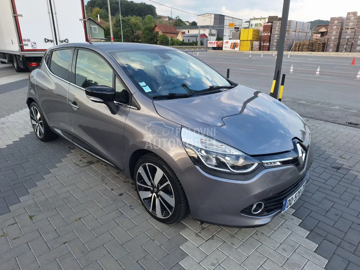 Renault Clio 2014 photo 2