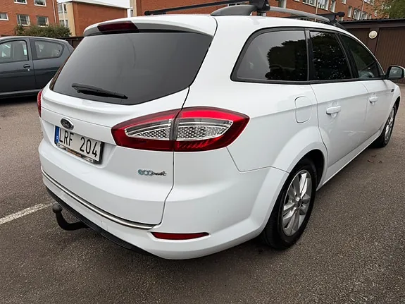Ford Mondeo 2011 photo 2