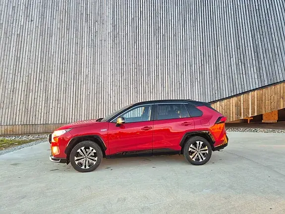 Toyota Rav4 2021 photo 2
