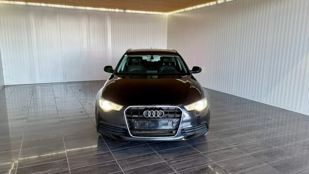 Audi A6 2012 photo 2