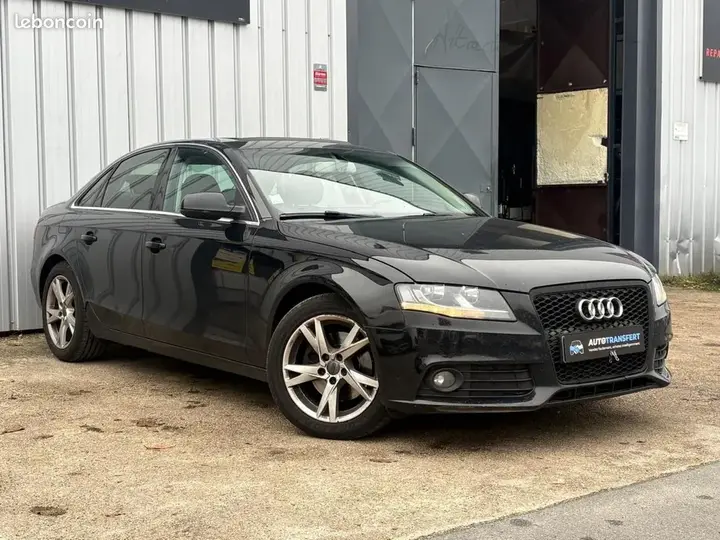Audi A4 2010 photo 3