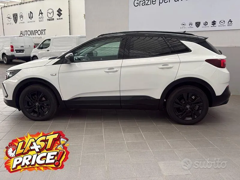 Opel Grandland 2022 photo 3
