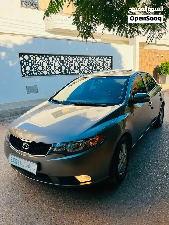 Kia Forte 2010 photo 4