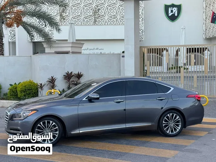 Genesis G80 2016 photo 3