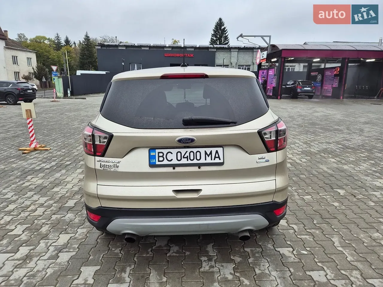 Ford Escape 2016 photo 2
