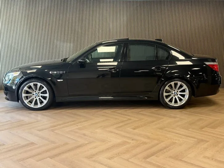 BMW 5 Series 2006 photo 3