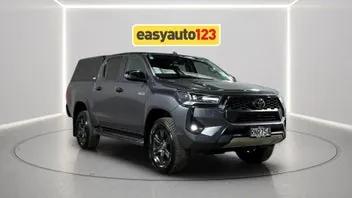 Toyota Hilux 2025 photo 2