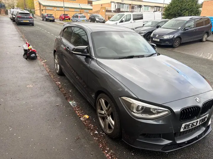 BMW 1 Series 2013 photo 2