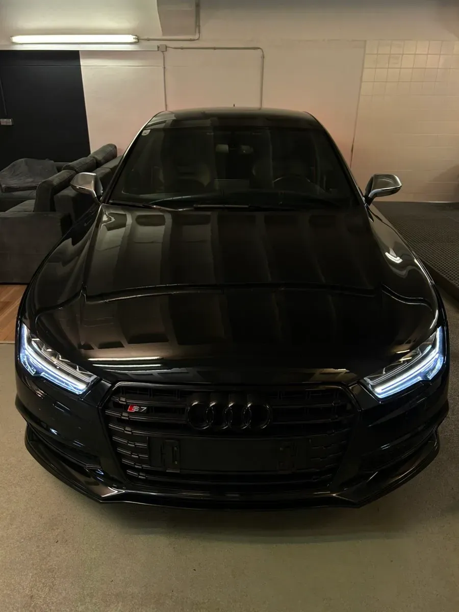 Audi A7 2017 photo 2