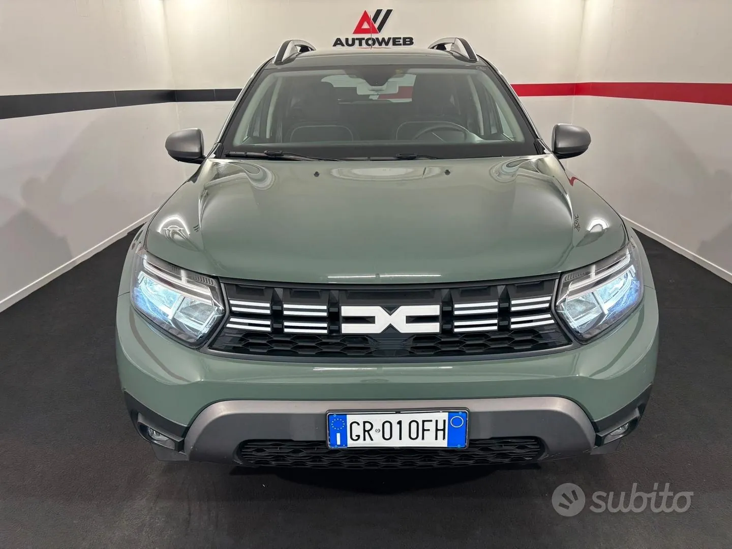 Dacia Duster 2023 photo 2