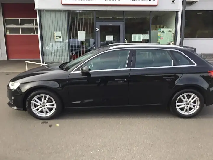 Audi A3 2018 photo 3