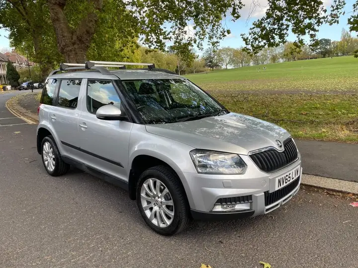 Skoda Yeti 2016 photo 2