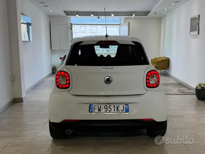 Smart Forfour 2019 photo 4