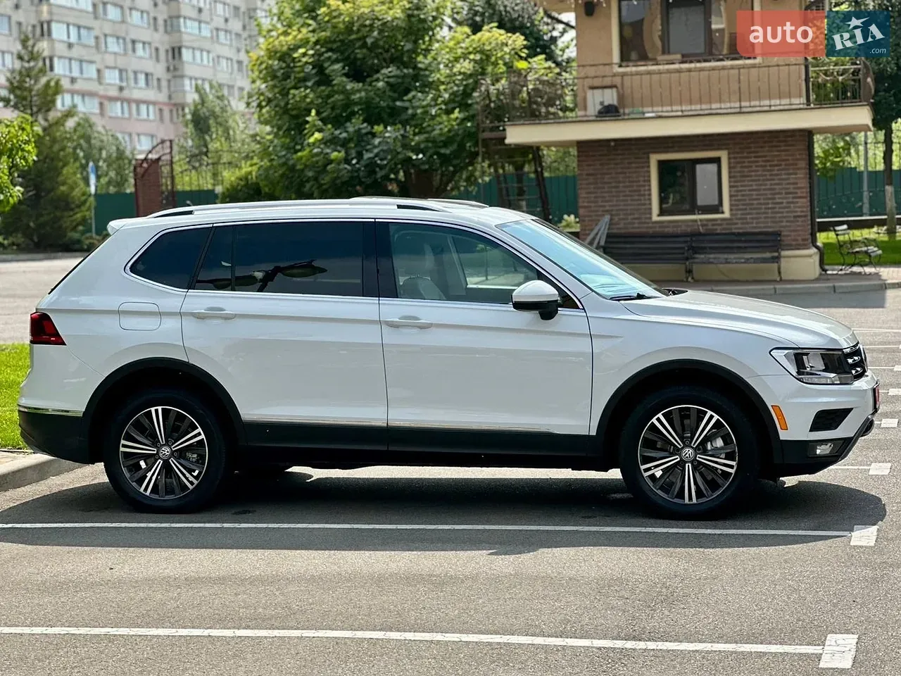 Volkswagen Tiguan 2018 photo 5