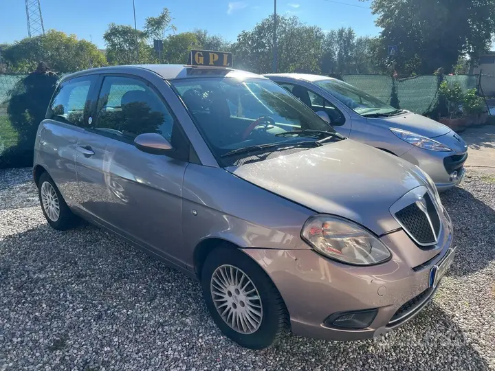 Lancia Ypsilon 2009 photo 3