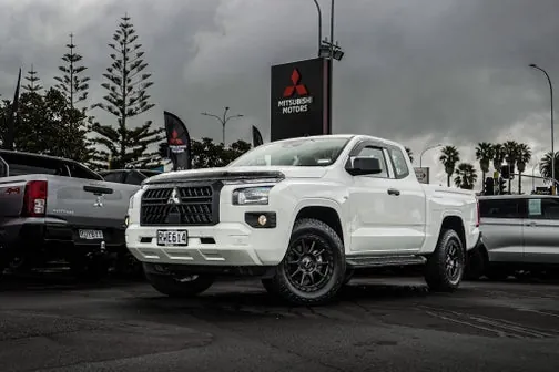 Mitsubishi Triton