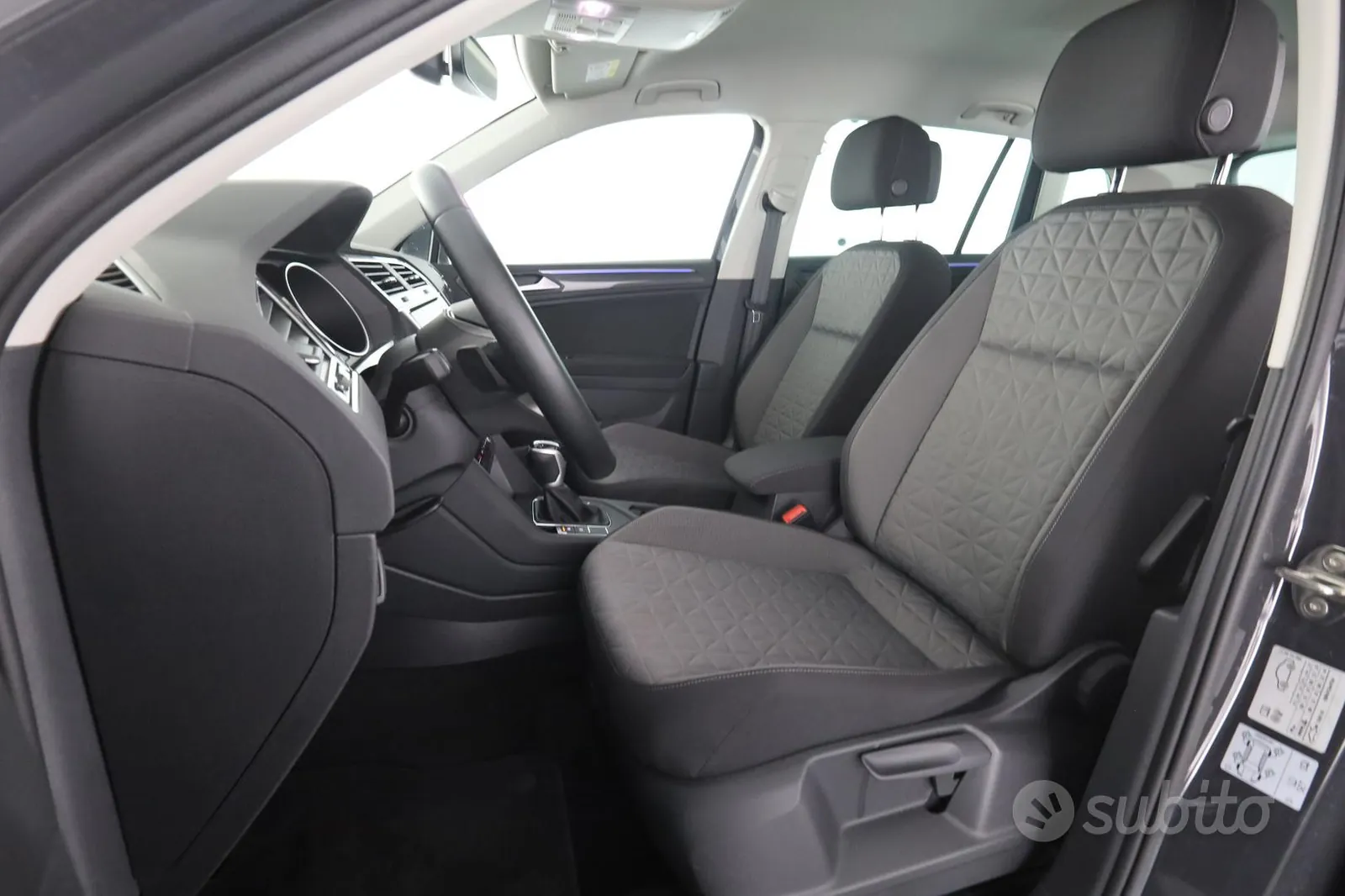 Volkswagen Tiguan 2023 photo 2