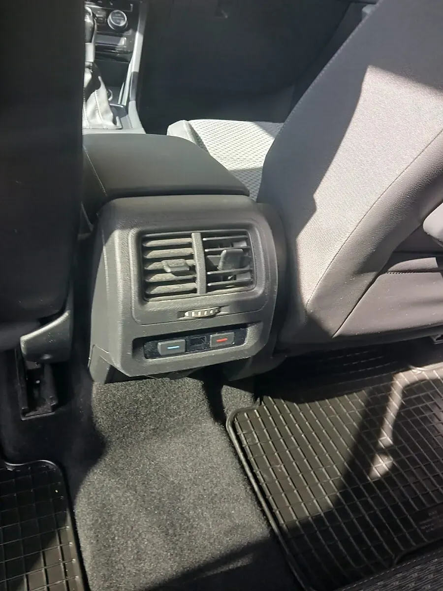 Volkswagen Touran 2020 photo 3