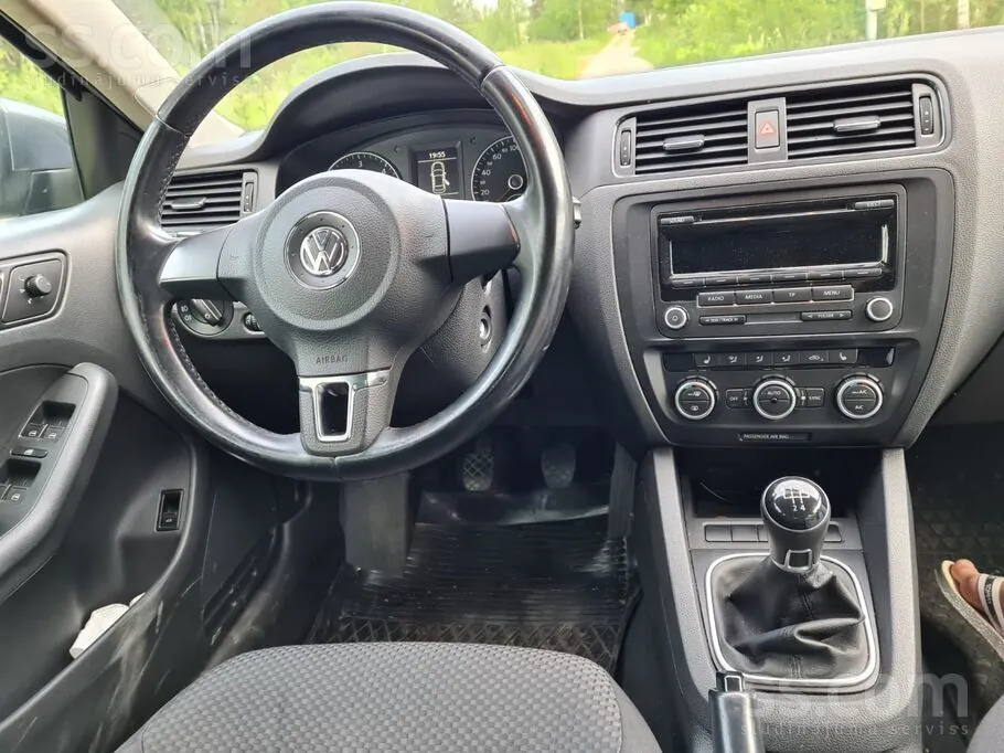 Volkswagen Jetta 2014 photo 3