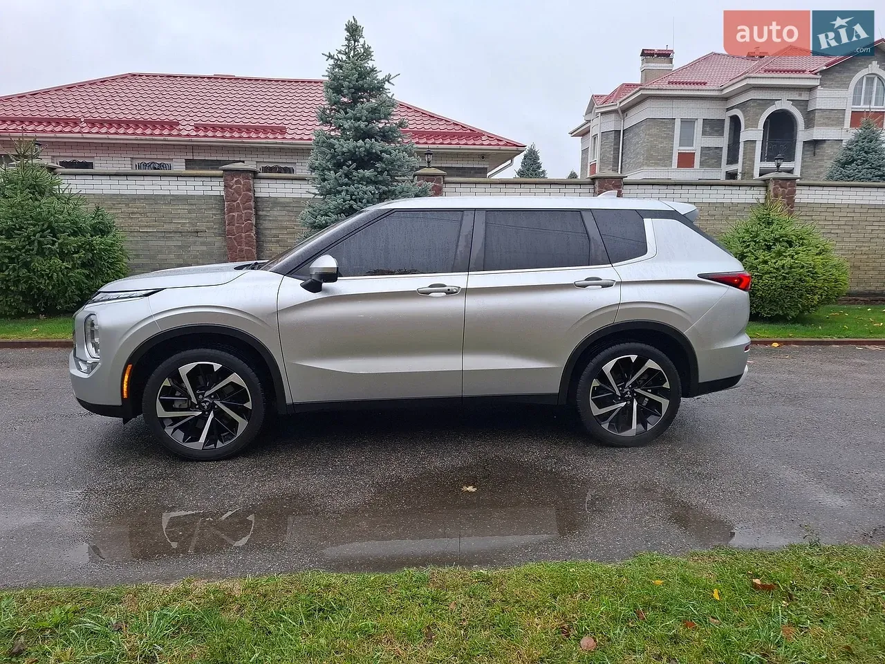 Mitsubishi Outlander 2022 photo 4