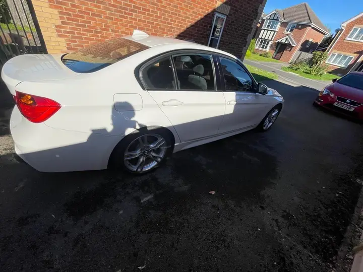 BMW 3 Series 2025 photo 5