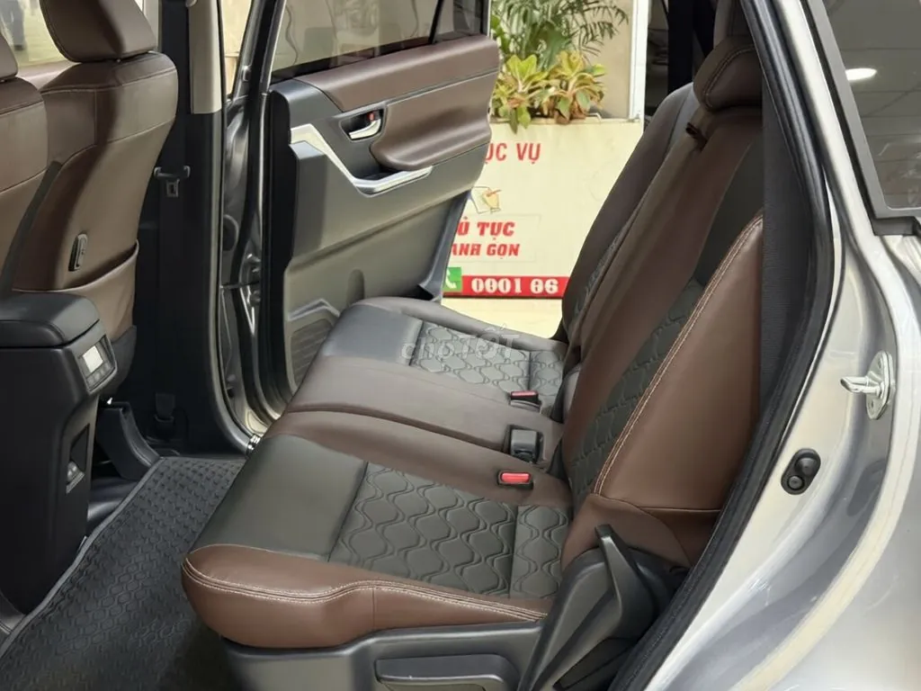 Toyota Innova 2024 photo 4
