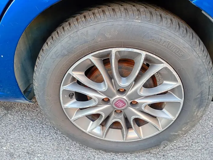 Fiat Punto Evo 2011 photo 5