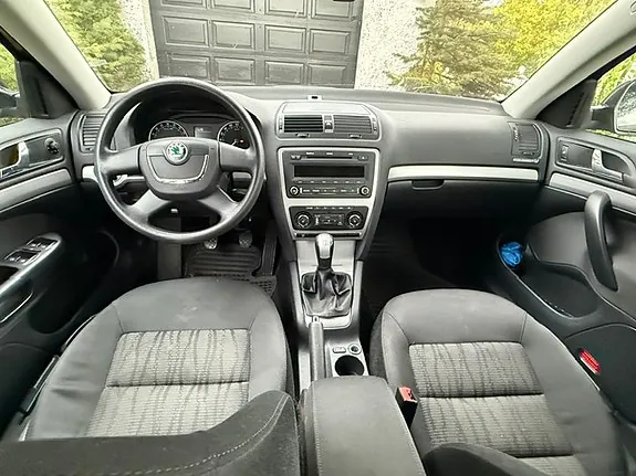 Skoda Octavia 2009 photo 5